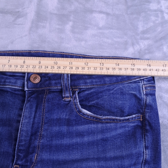 American Eagle Outfitters Blue Distressed Skinny Jeans - Picture 14 of 16